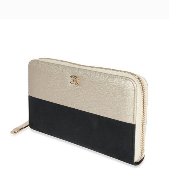 24 HOUR ONLY SALE AUTH CHANEL WOC Two-Tone Chain Shoulder Bag